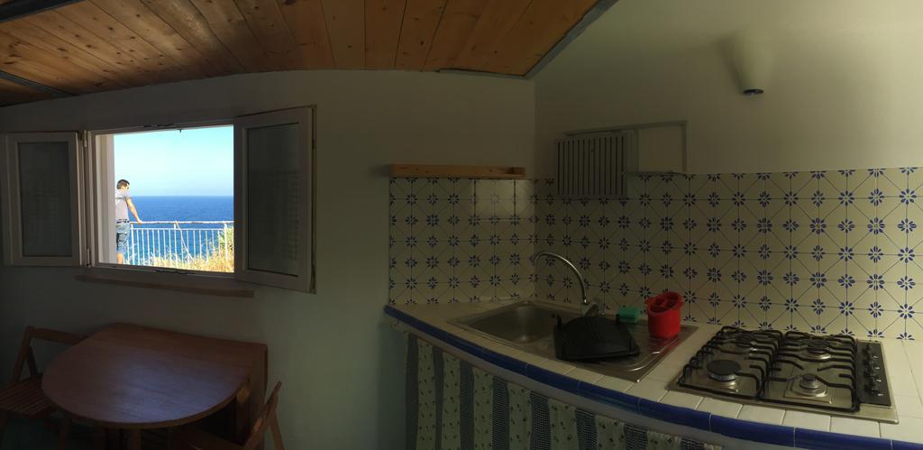 Raffaele Apartment Ponza Phòng bức ảnh
