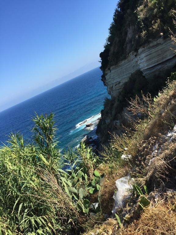 Raffaele Apartment Ponza Phòng bức ảnh