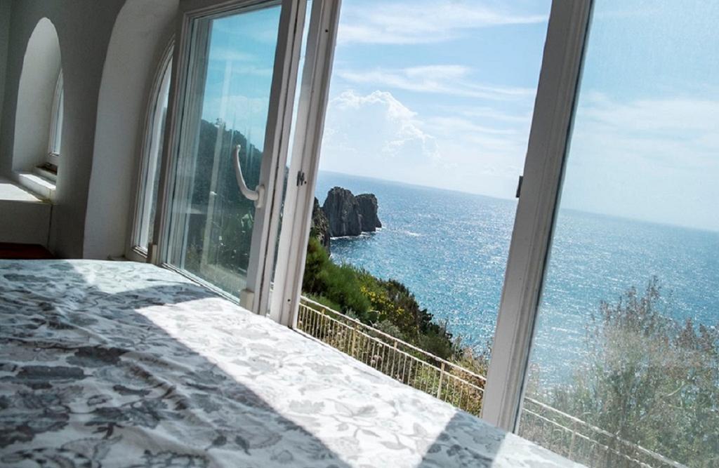 Raffaele Apartment Ponza Phòng bức ảnh