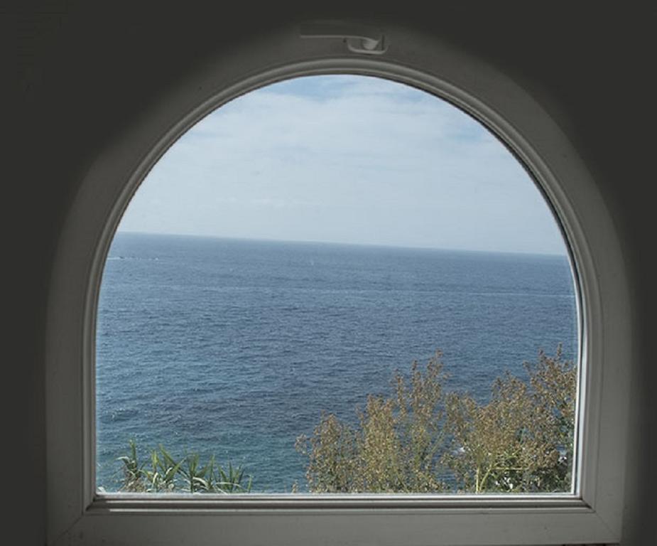 Raffaele Apartment Ponza Phòng bức ảnh